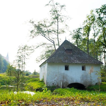 Schlosstaverne Braunau am Inn Exteriér fotografie